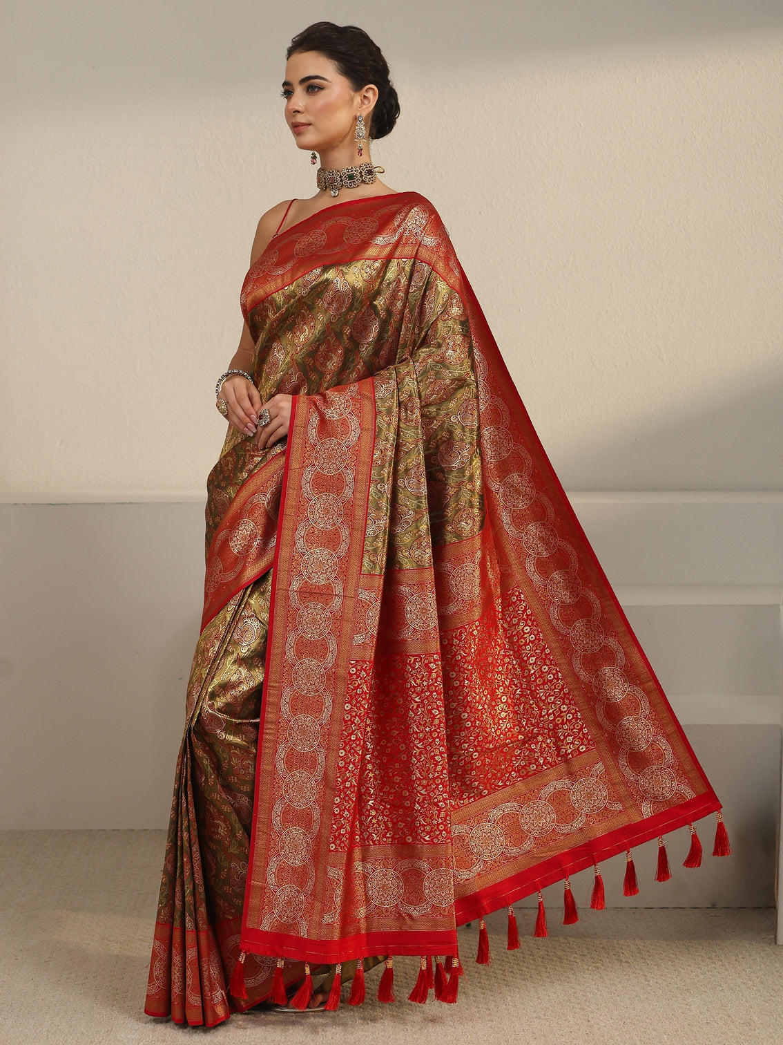 Mameraa Copper and Green Woven Design Silk Blend Saree