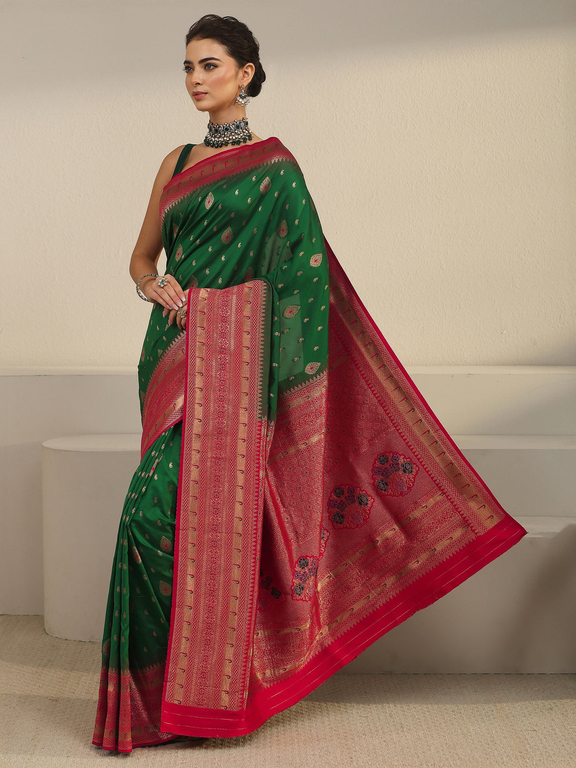 Mameraa Green and Red Woven Design Silk Blend Saree