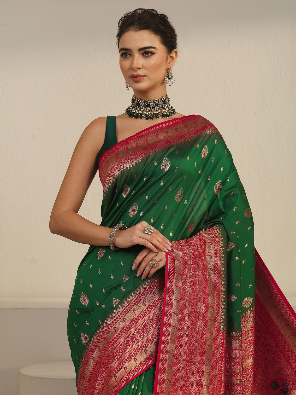 Mameraa Green and Red Woven Design Silk Blend Saree