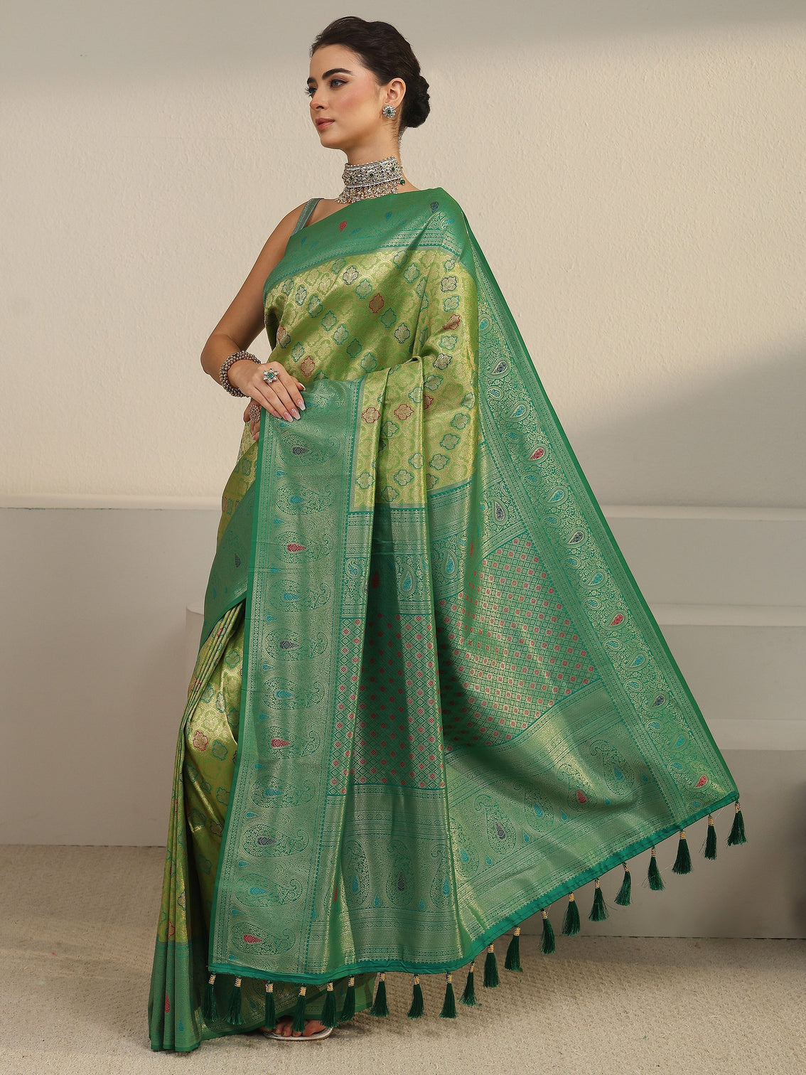 Mameraa Green Woven Design Silk Blend Saree with Paisley Border
