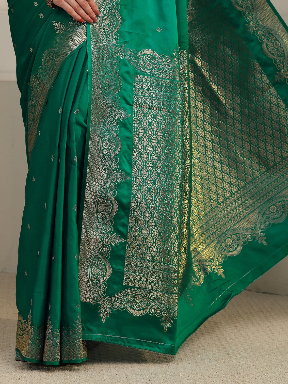 Mameraa Dark Green Woven Design Satin Saree