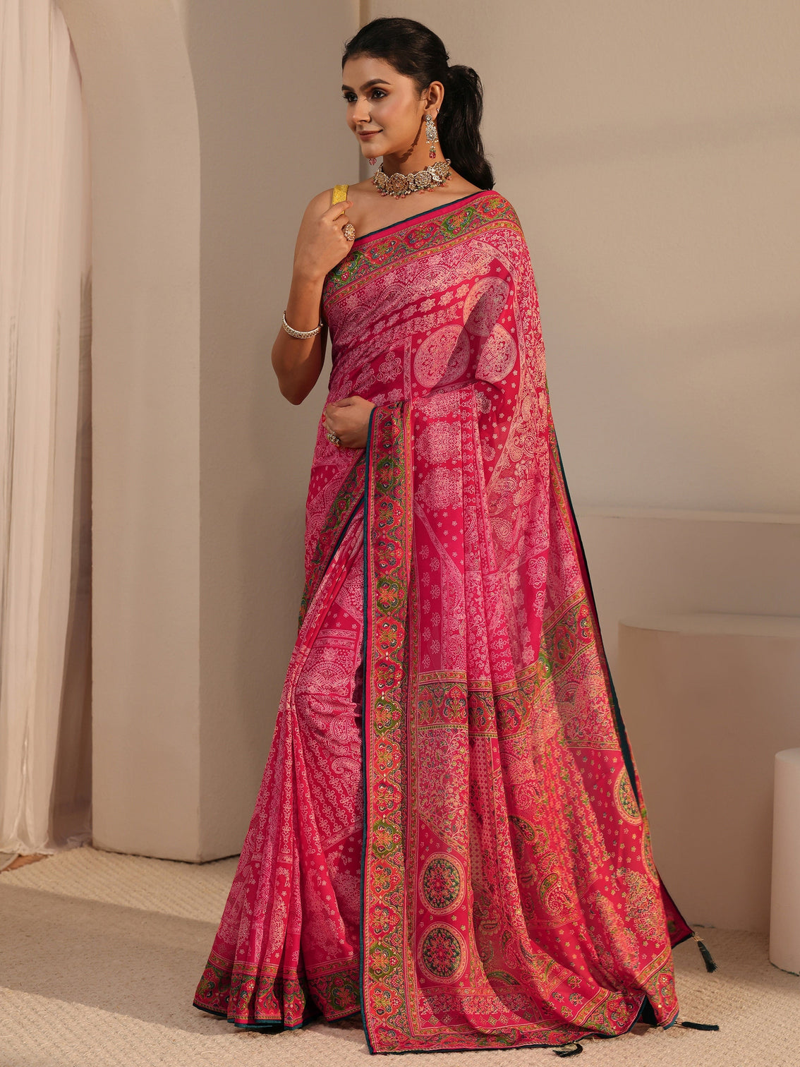 Mameraa Fuschia Pink Printed Georgette Saree