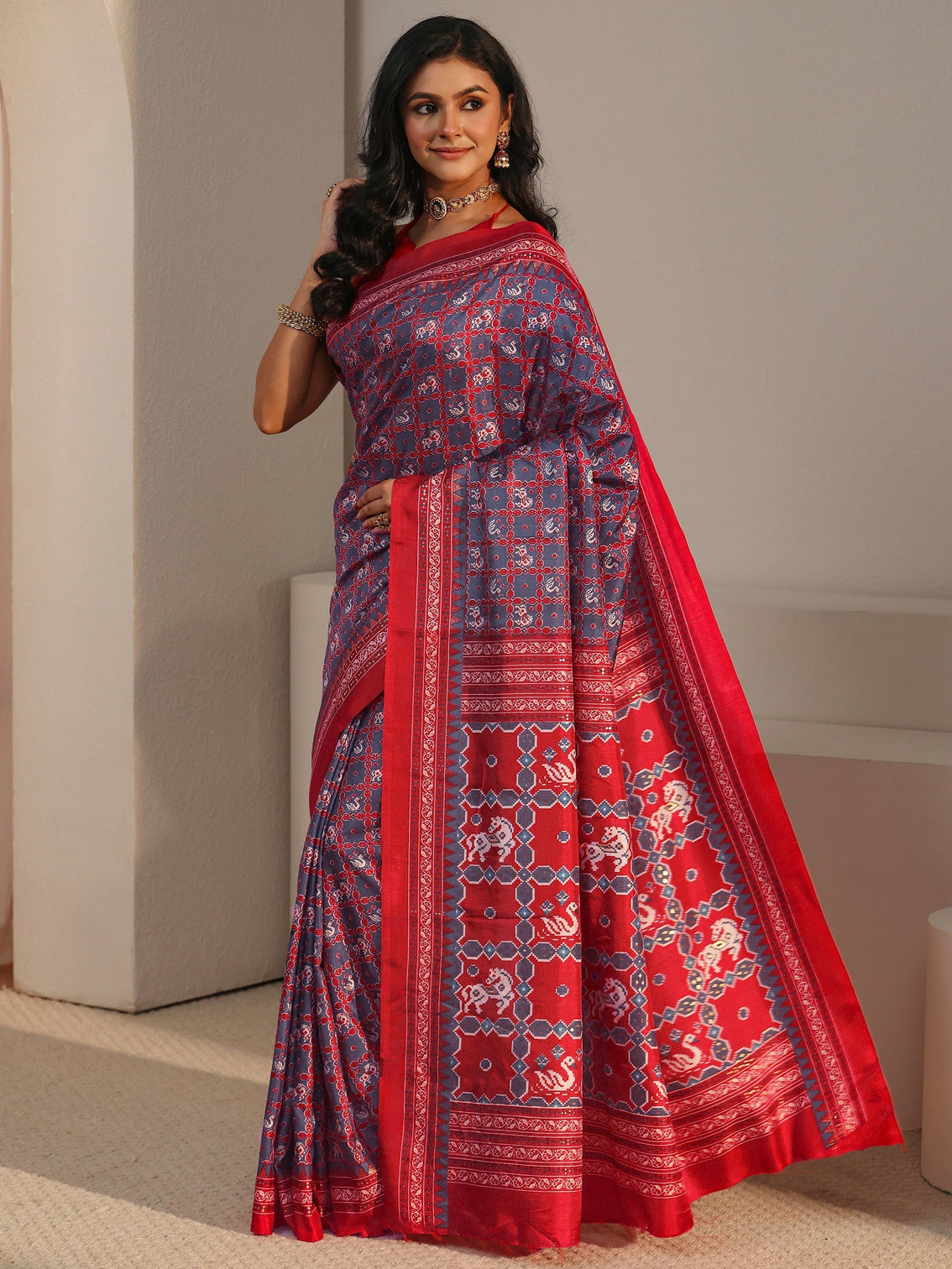 Mameraa Grey Printed Silk Blend Saree