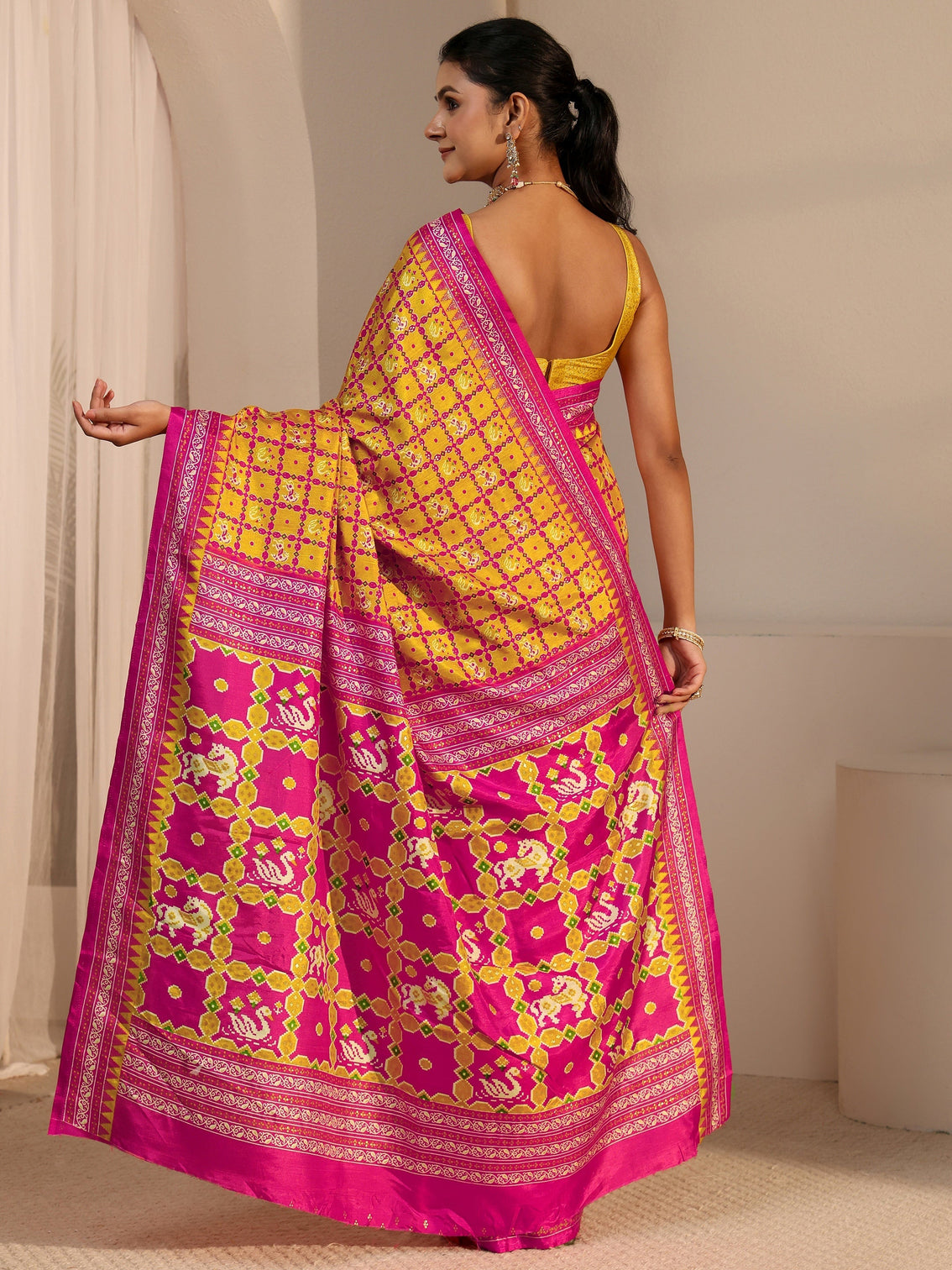 Mameraa Mustard Printed Silk Blend Saree