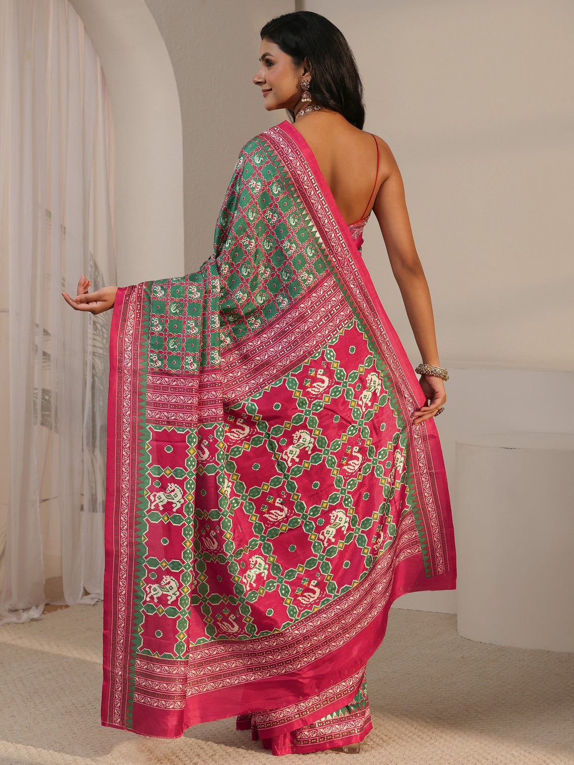 Mameraa Green Printed Silk Blend Saree