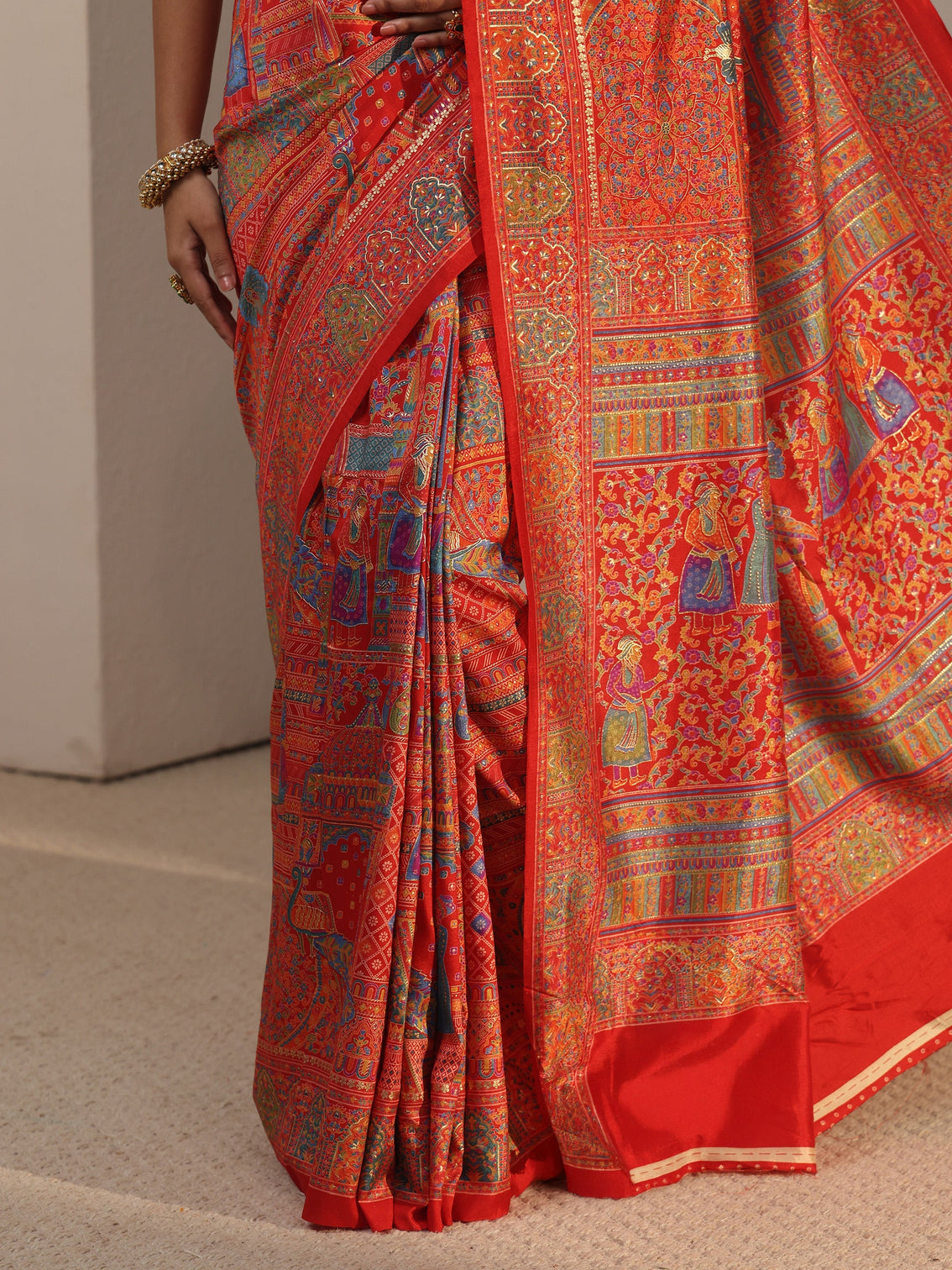 Mameraa Red Ethnic Printed Silk Blend Saree