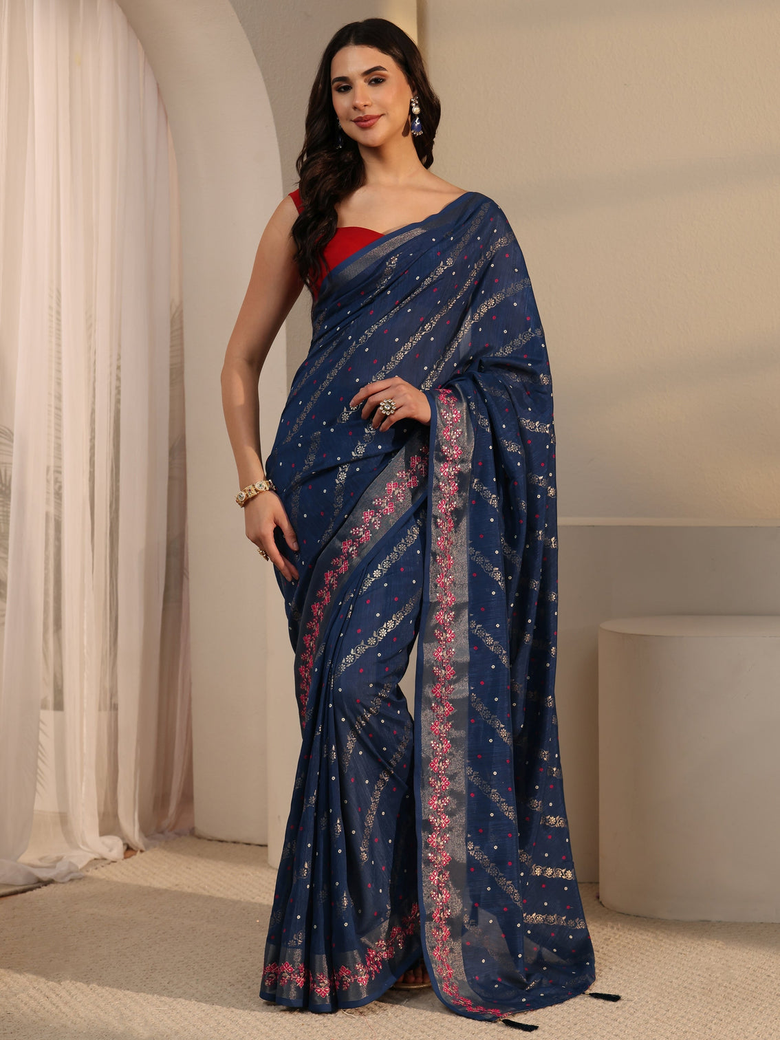 Mameraa Navy Blue Foil Printed Silk Blend Tassel Saree