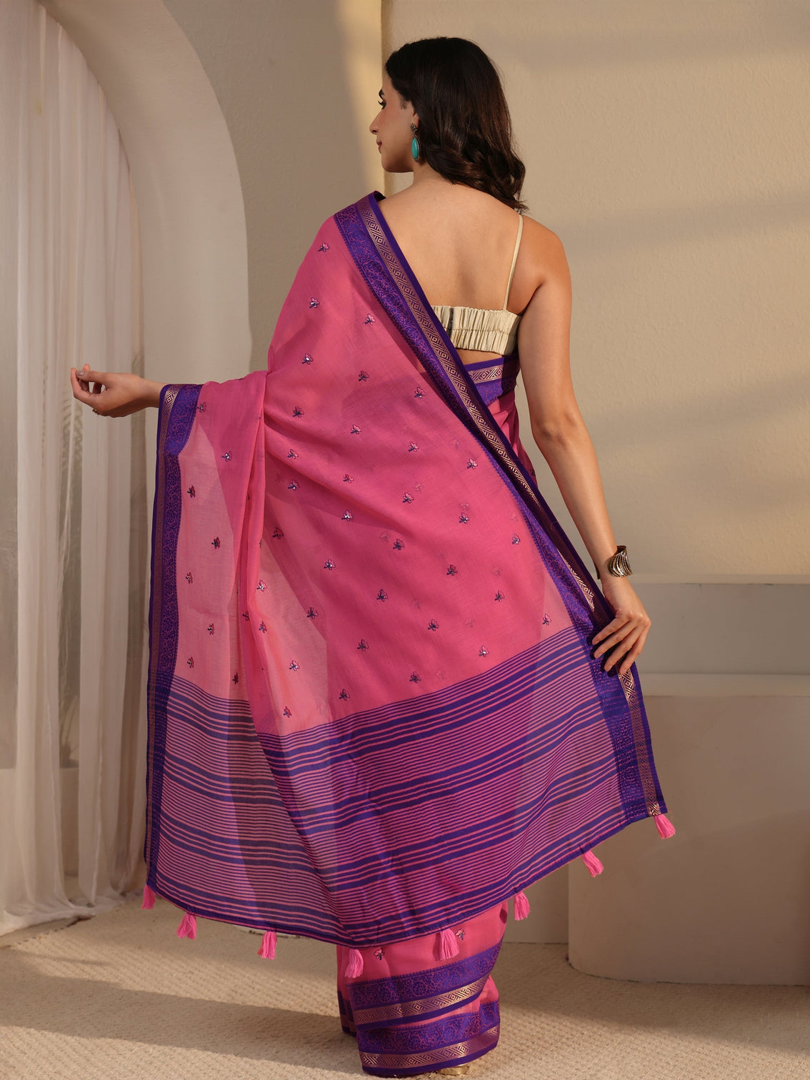 Mameraa Pink Floral Embroidered Cotton Blend Tassel Saree