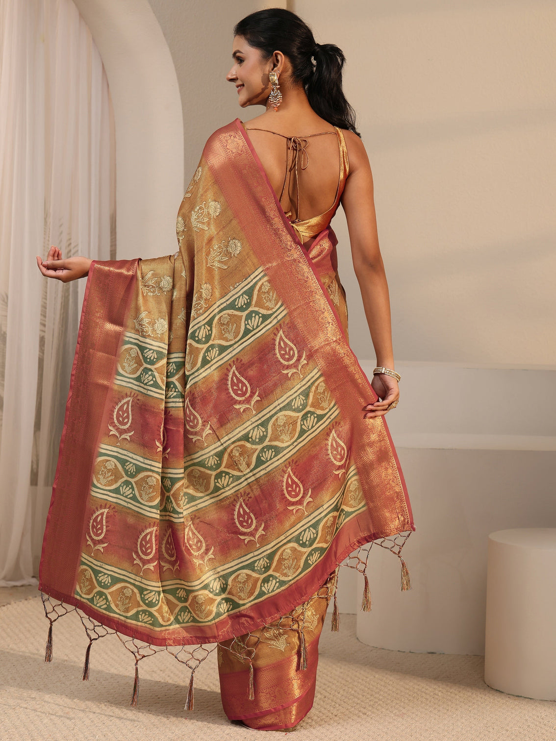 Mameraa Brown Floral Printed Silk Blend Saree with Woven Border