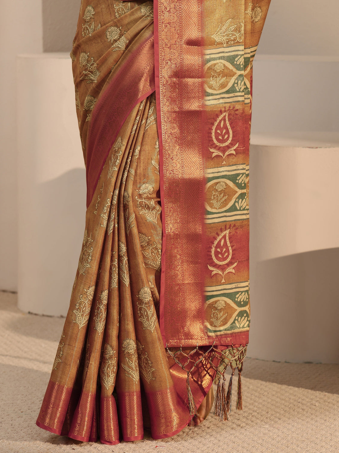 Mameraa Brown Floral Printed Silk Blend Saree with Woven Border