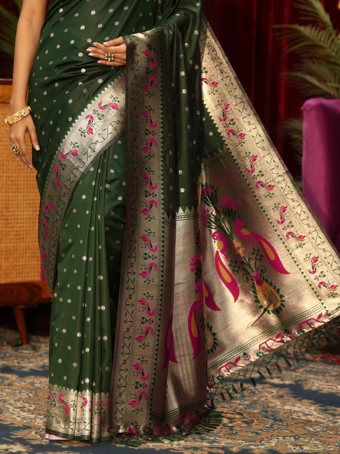 Mameraa Dark Green Silk Blend Paithani Tassel Saree