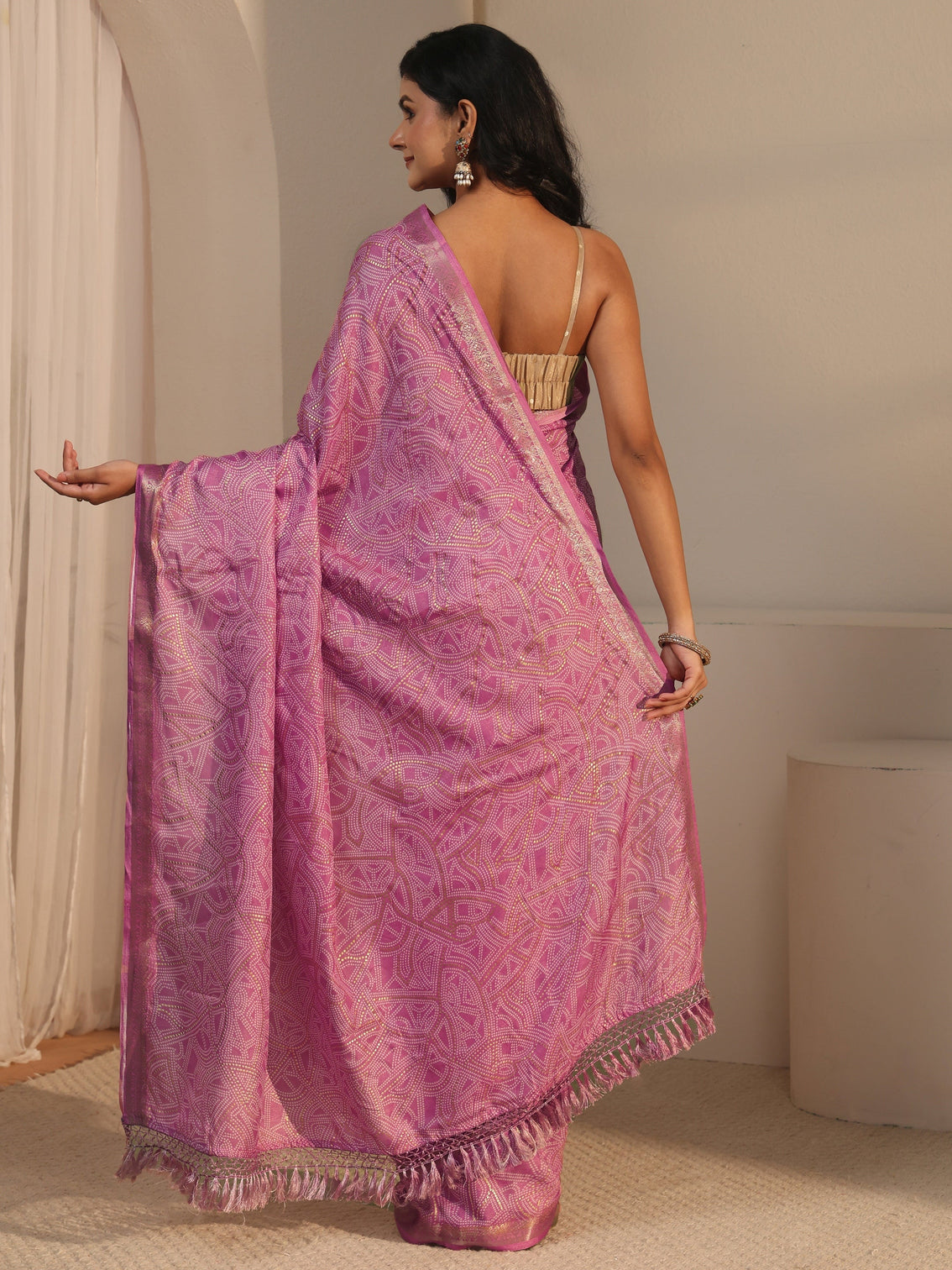 Mameraa Pink Bandhani Printed Silk Blend Tassel Saree