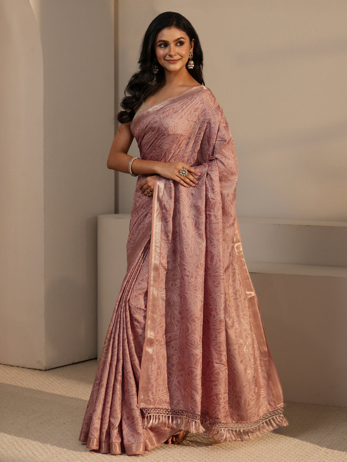Mameraa Mauve Bandhani Printed Silk Blend Tassel Saree