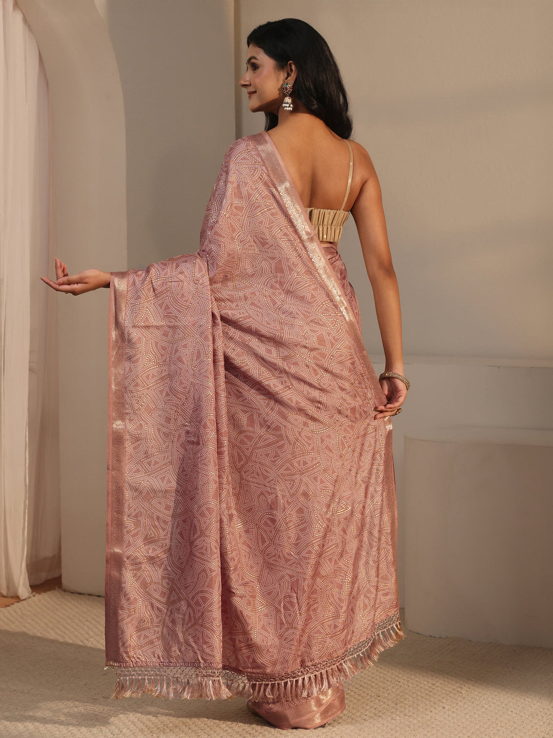 Mameraa Mauve Bandhani Printed Silk Blend Tassel Saree