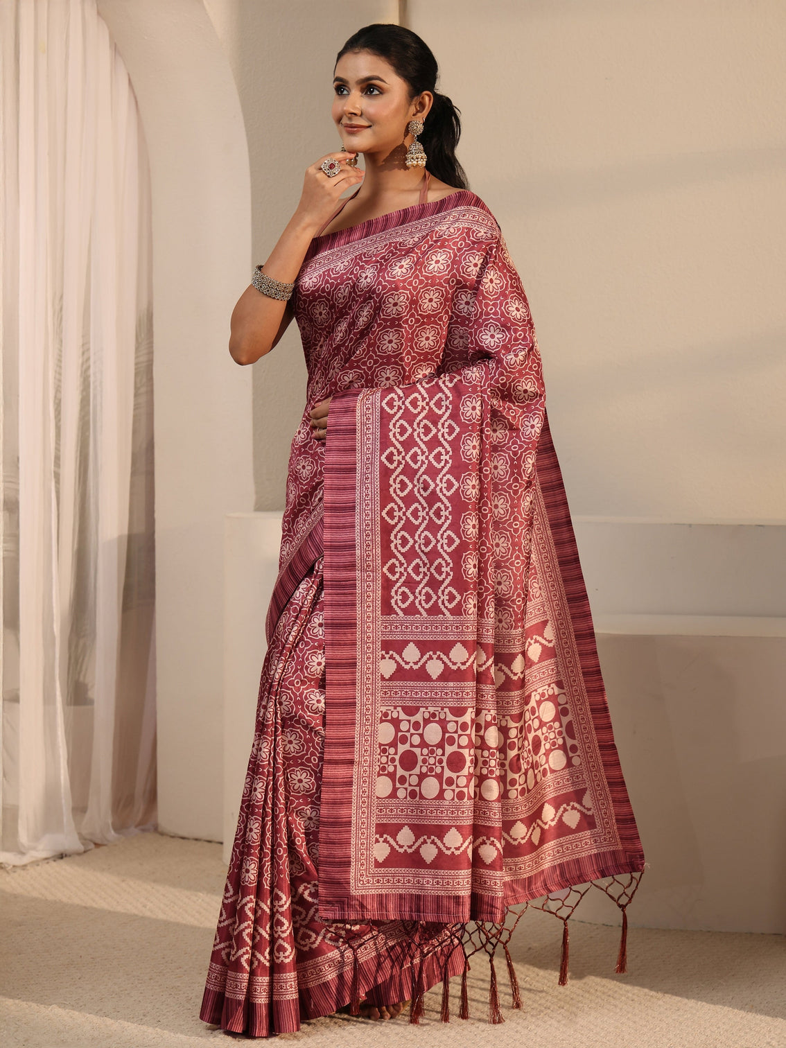 Mameraa Brown Printed Silk Blend Tassel Saree