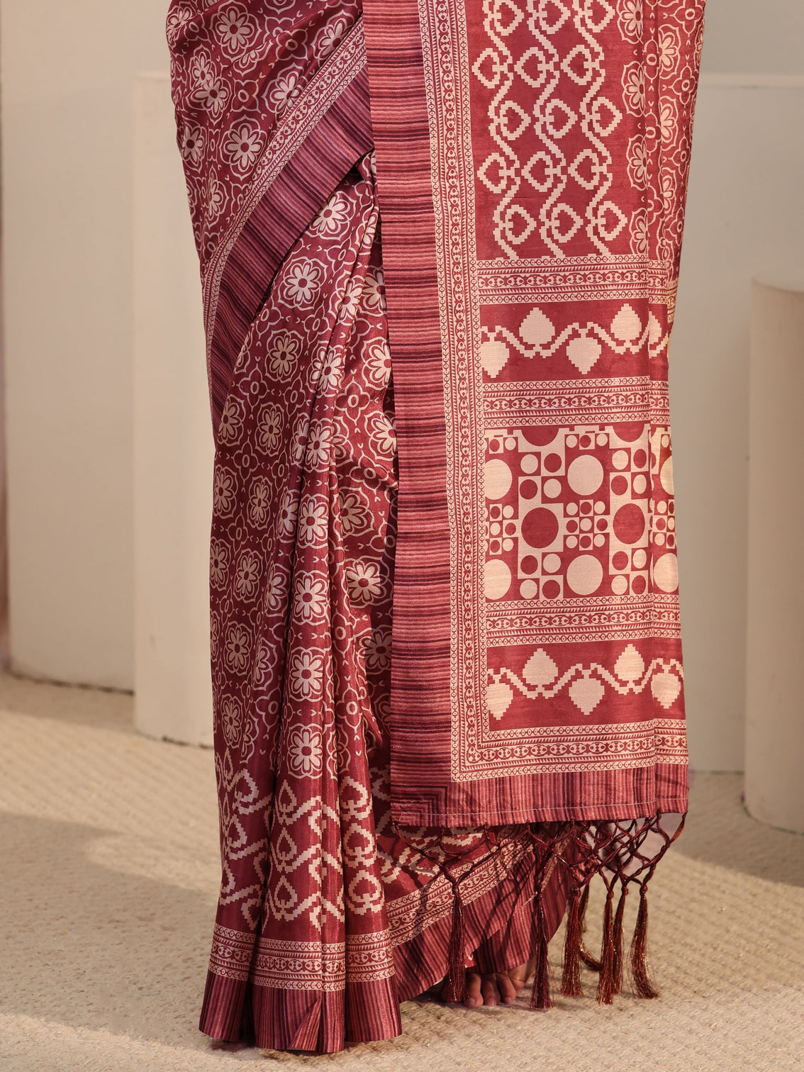 Mameraa Brown Printed Silk Blend Tassel Saree