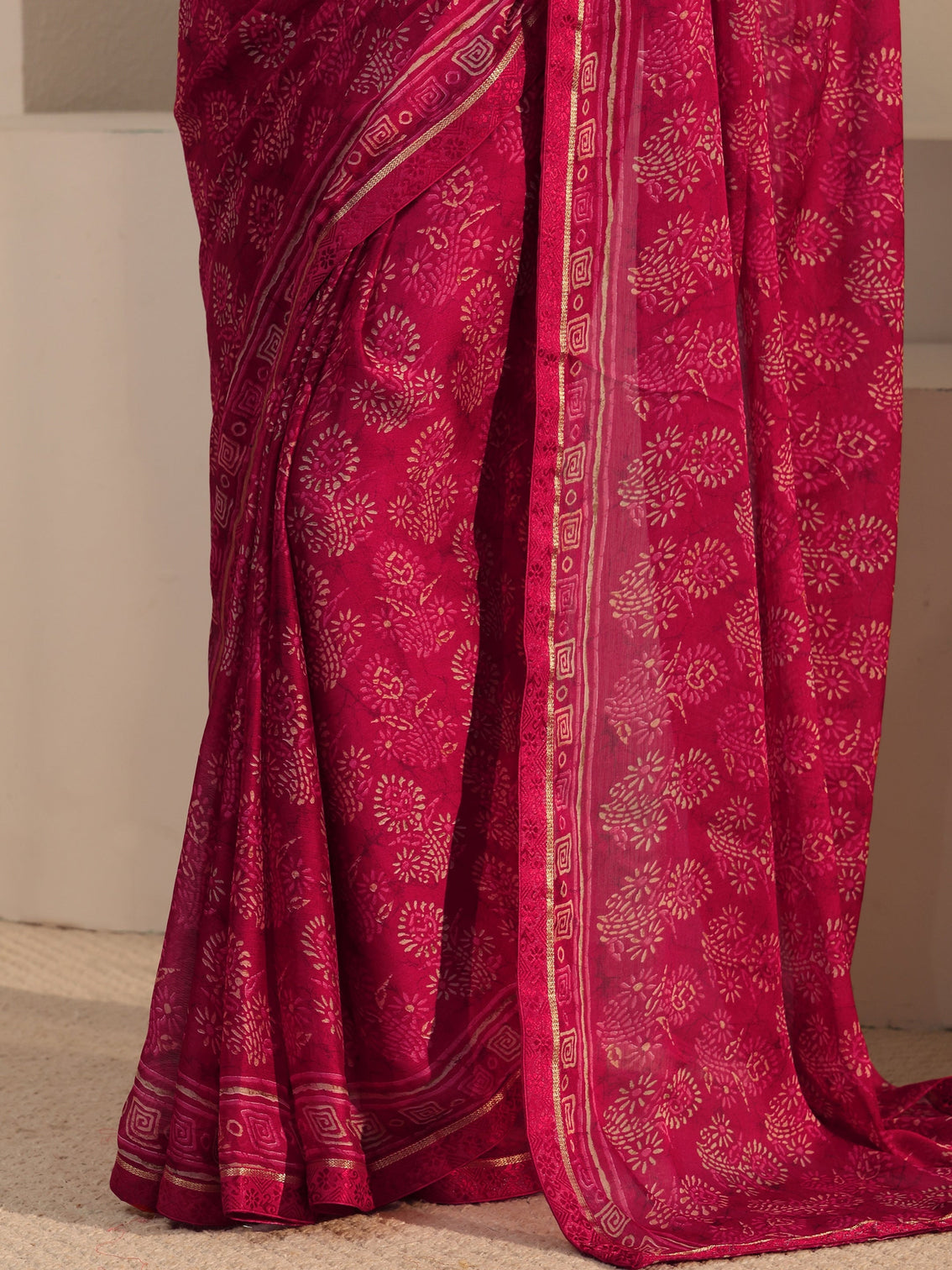 Mameraa Red Block Printed Silk Blend Saree