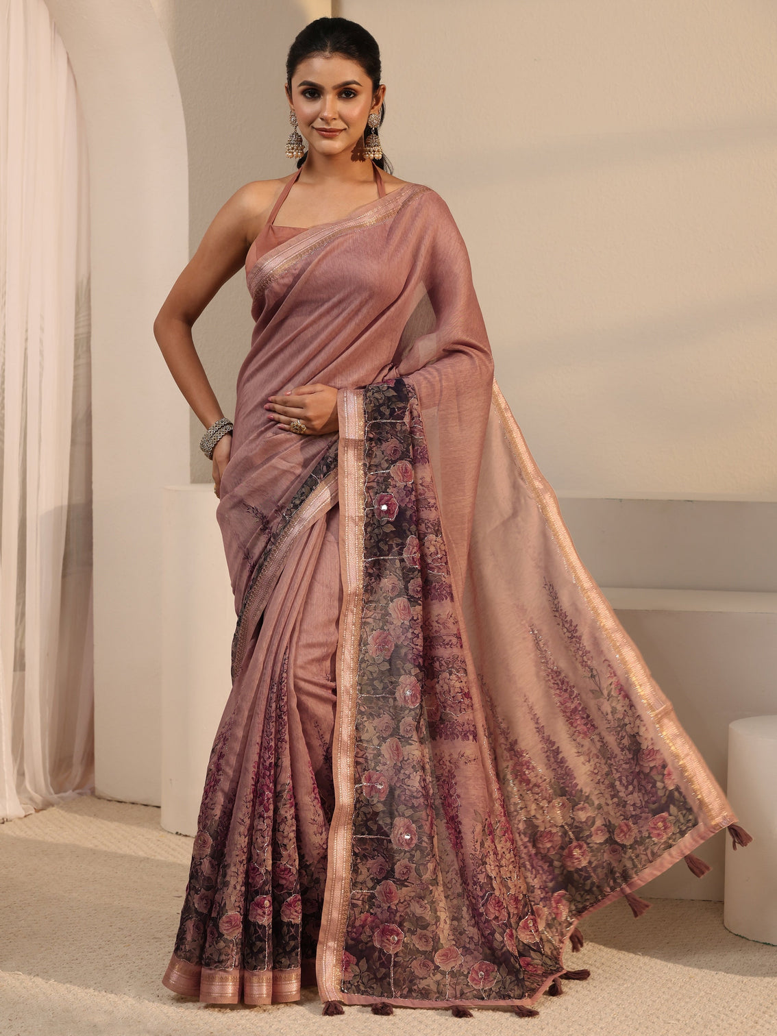 Mameraa Mauve Floral Printed Cotton Blend Tassel Saree