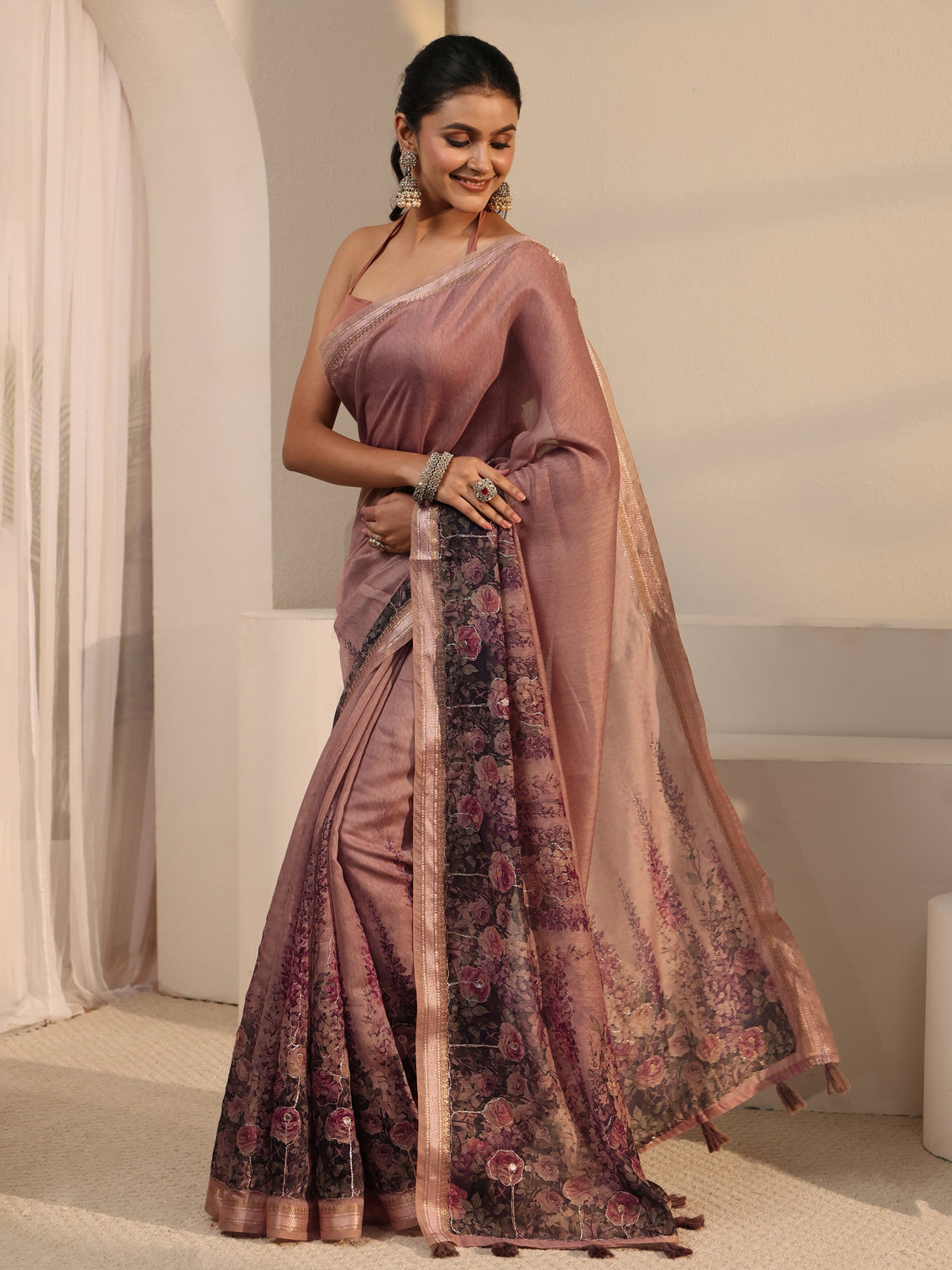 Mameraa Mauve Floral Printed Cotton Blend Tassel Saree