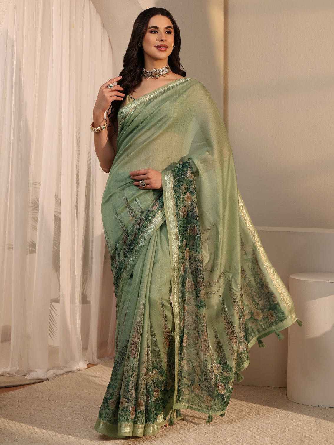 Mameraa Green Floral Printed Cotton Blend Tassel Saree