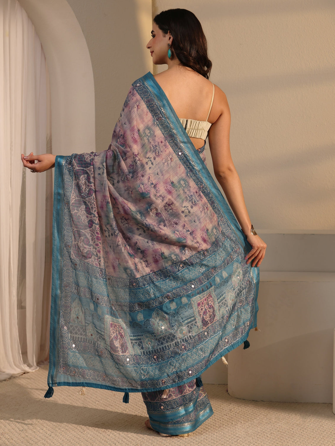Mameraa Blue Floral Printed Cotton Blend Saree