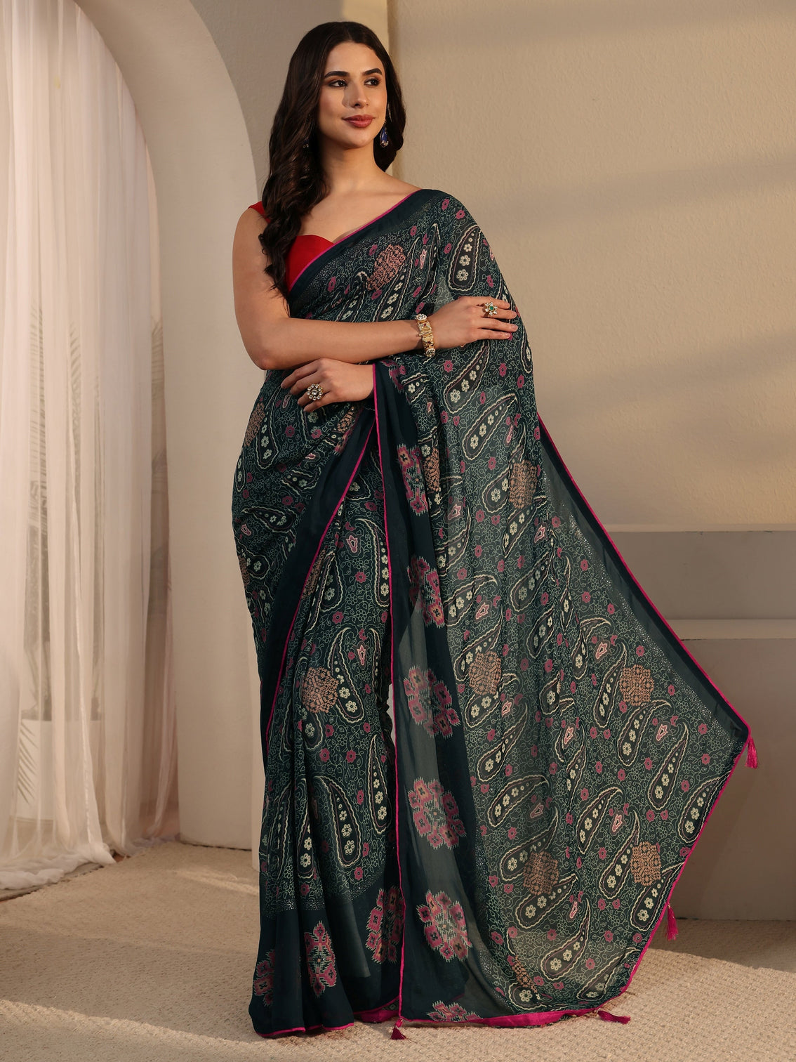 Mameraa Teal Green Paisley Printed Georgette Saree