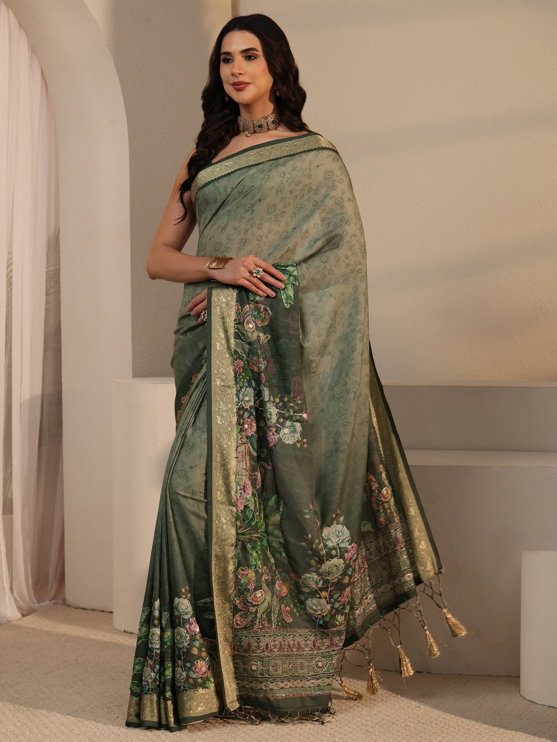 Mameraa Green Floral Printed Silk Blend Tassel Saree