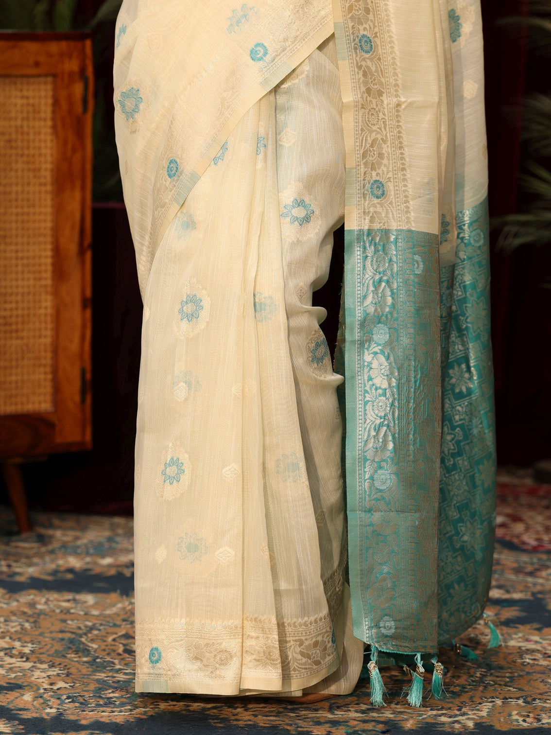 Mameraa Cream Floral Woven Design Silk Blend Tassel Saree