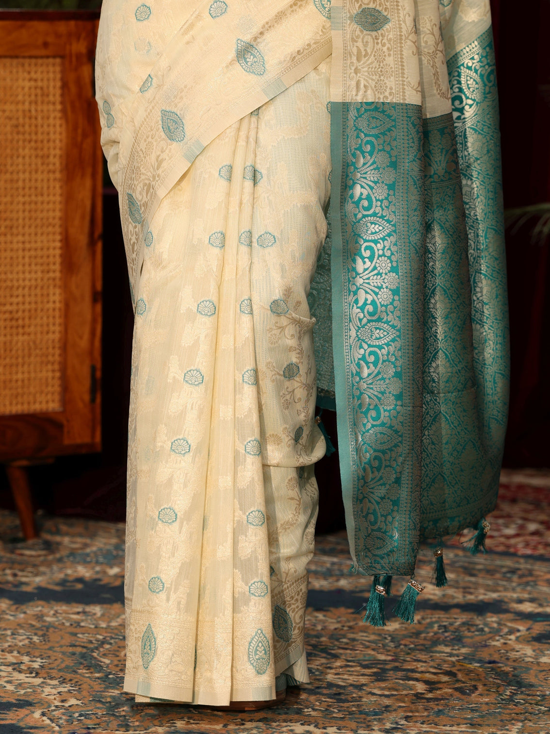 Mameraa Cream Floral Woven Design Silk Blend Tassel Saree