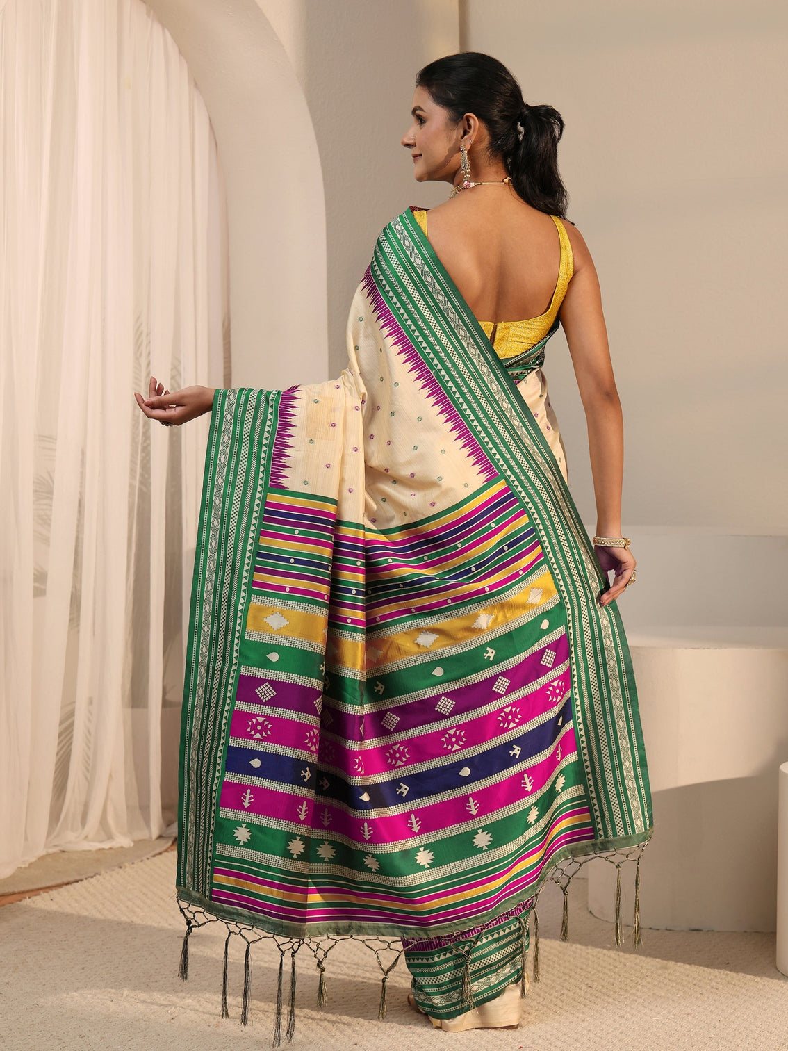 Mameraa Beige Woven Design Silk Blend Tassel Saree with Colour Block Pallu