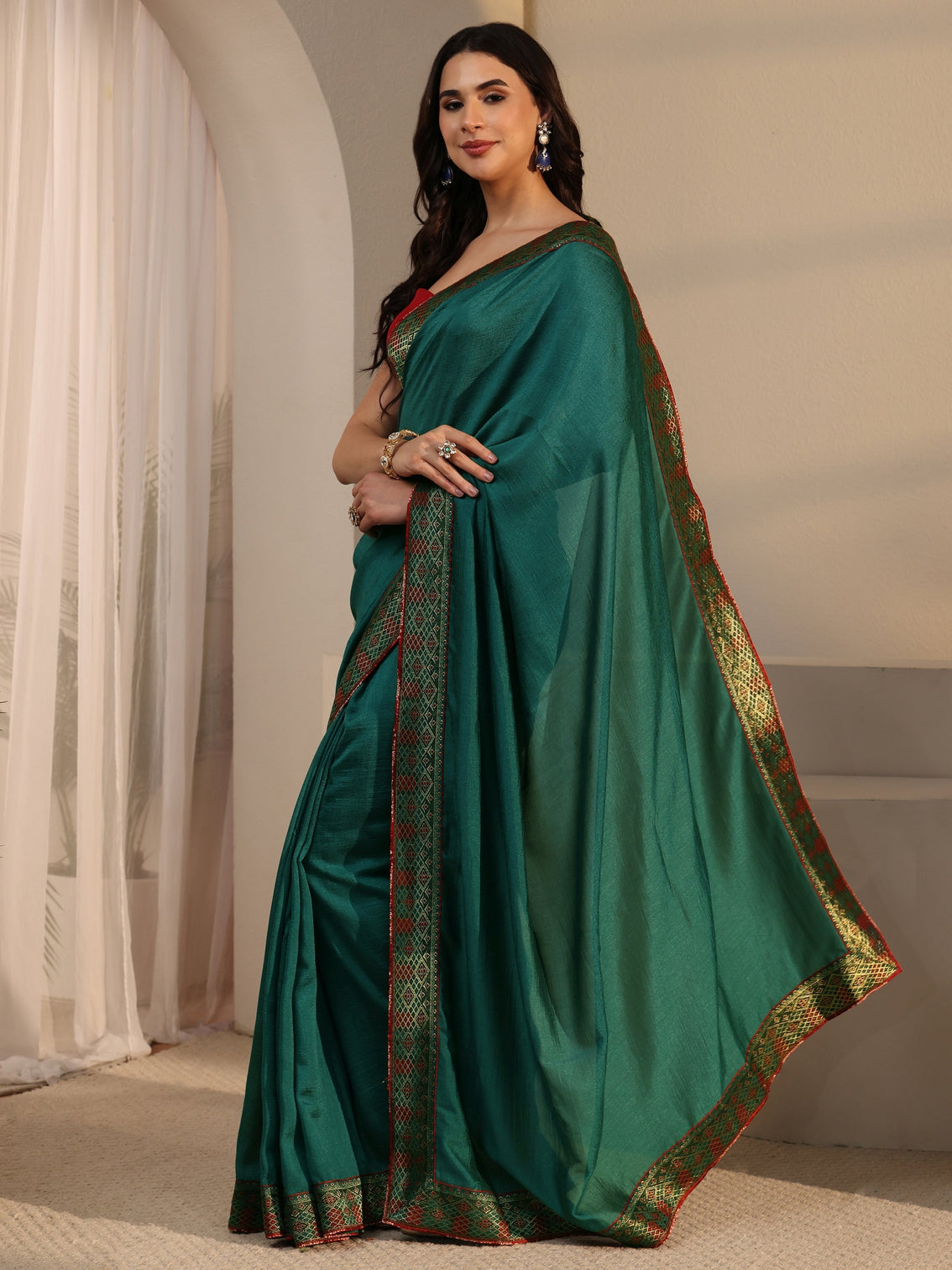 Mameraa Peacock Green Woven Design Silk Blend Saree