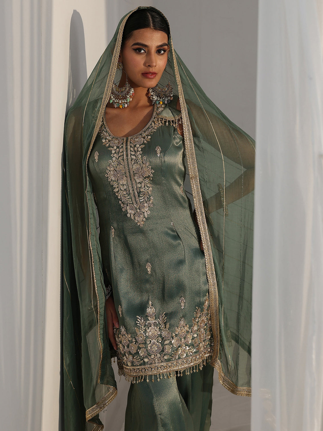 Mameraa Art Blue Floral Embellished Sleeveless Tissue Sharara Suit Set