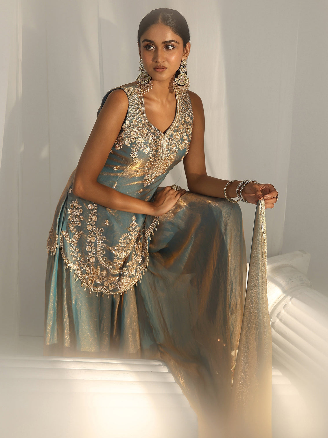 Mameraa Art Blue Floral Embroidered Sleeveless Silk Blend Palazzo Suit Set