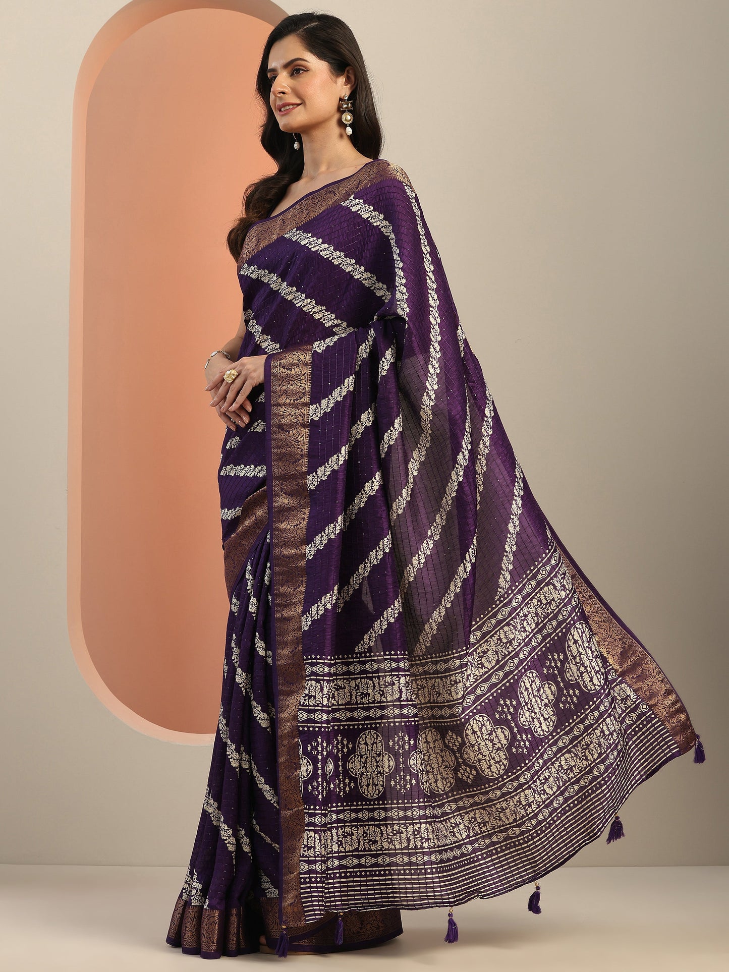 Libas Purple Printed Silk Blend Saree With Unstitched Blouse Piece
