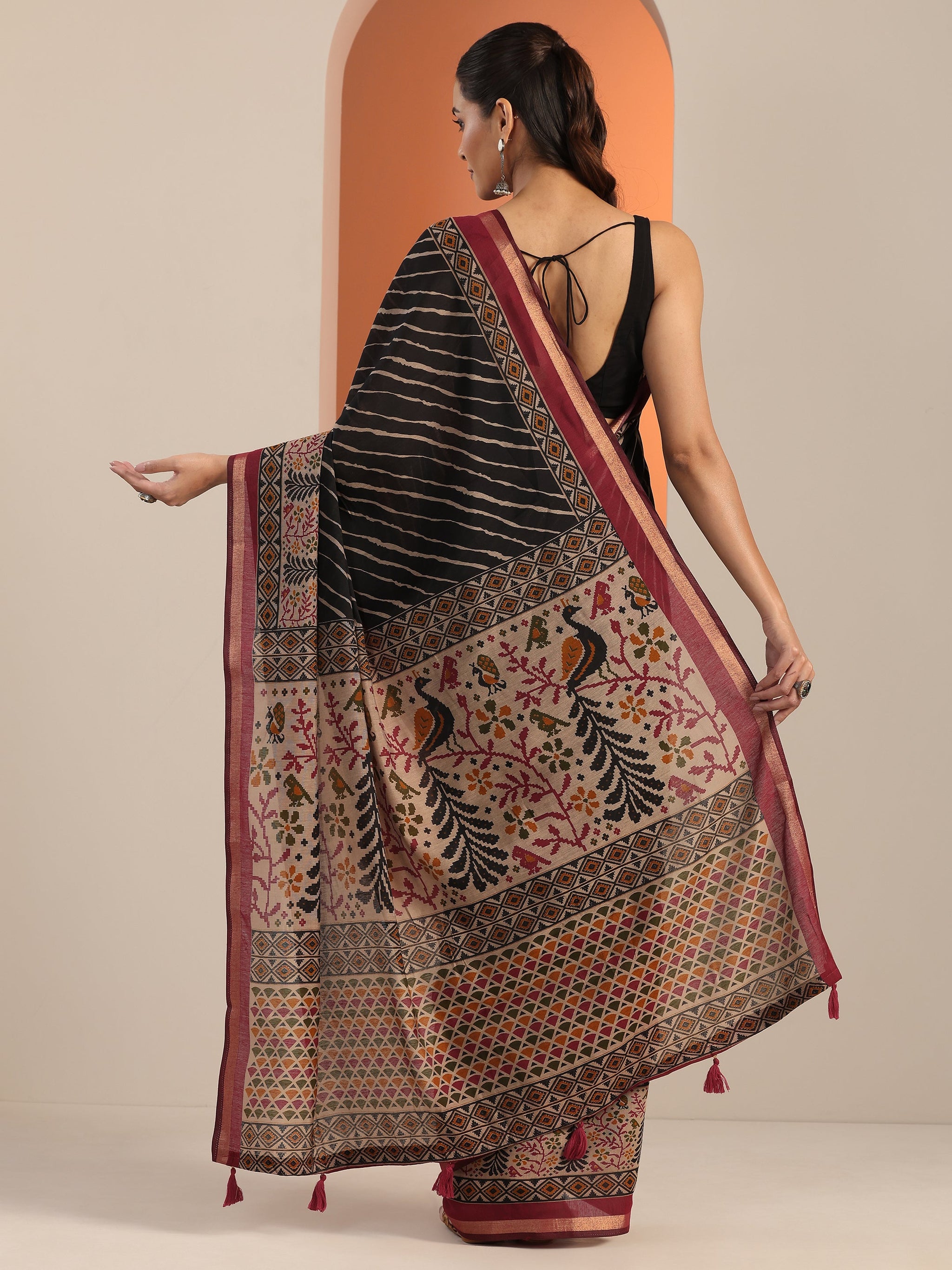Libas Black Printed Cotton Blend Saree With Unstitched Blouse Piece
