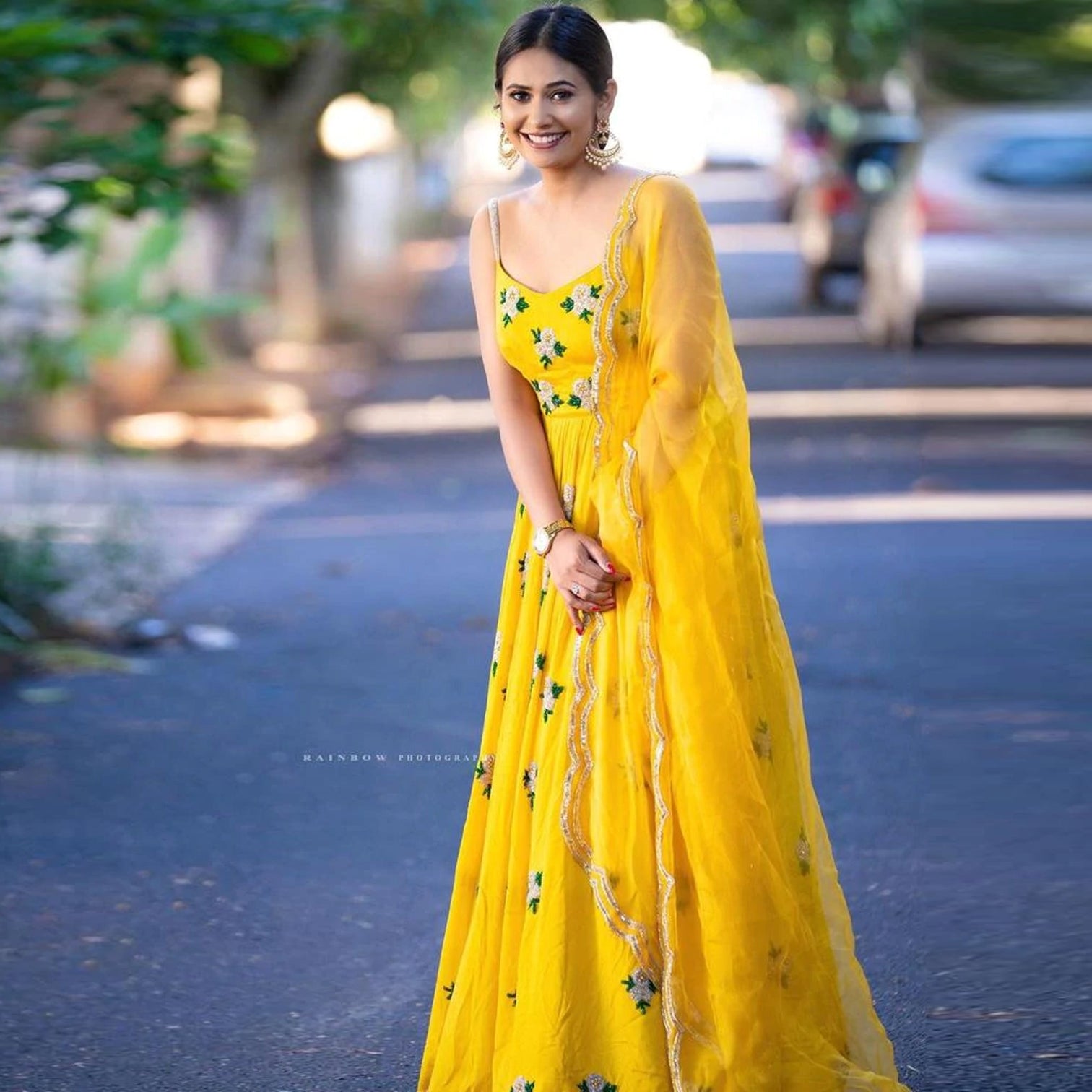 Beautiful Yellow Georgette Suit with Thread and Zari work