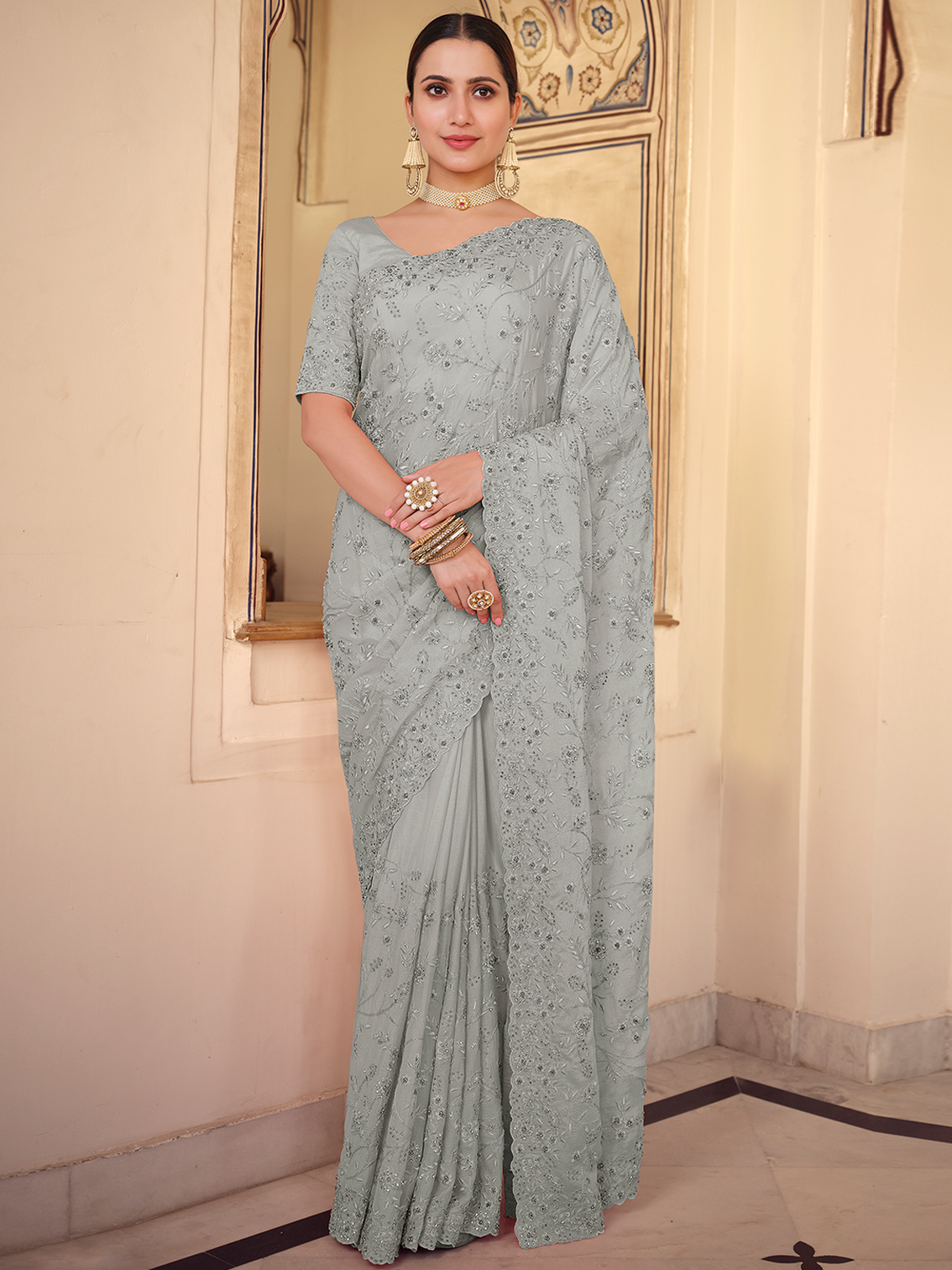 Grey Chiffon Saree With Unstitched Blouse