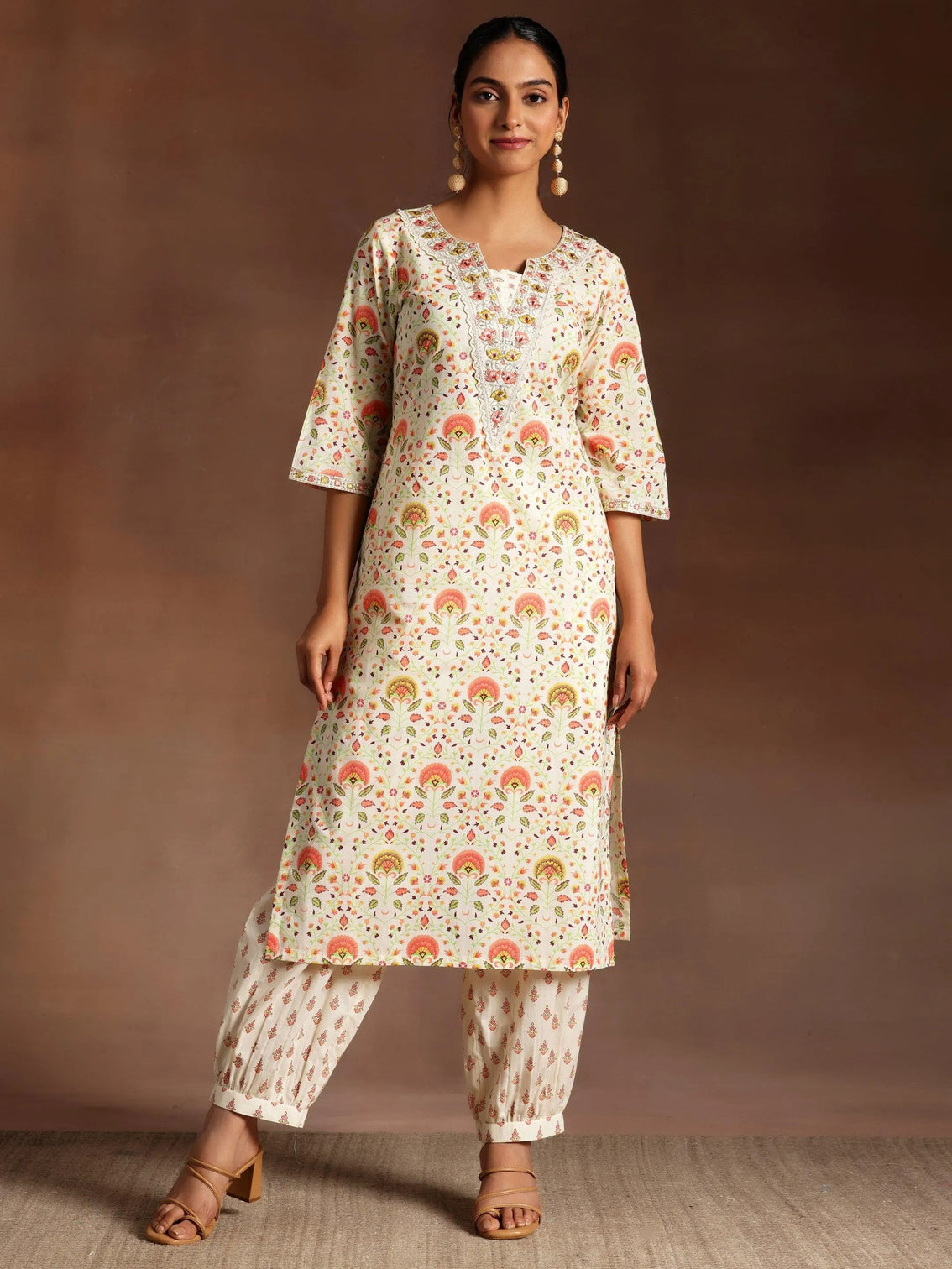 Mameraa Off White Printed Cotton Straight Kurta Set