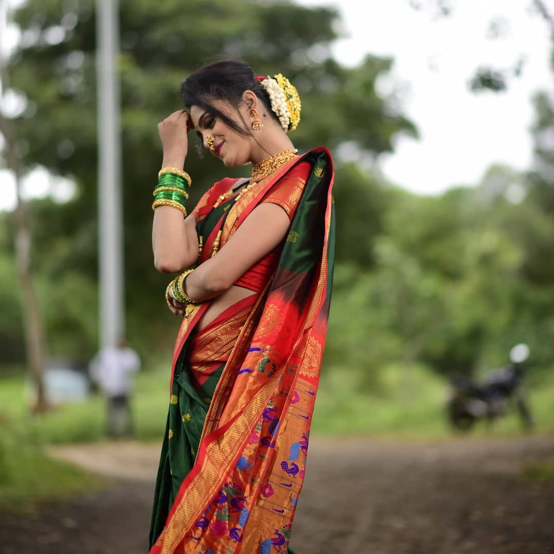 Glorious Green Paithani Silk Saree With Ethnic Blouse Piece