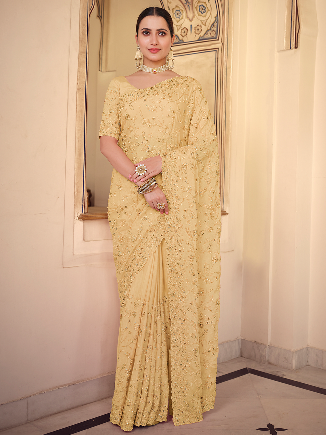 Yellow Chiffon Saree With Unstitched Blouse