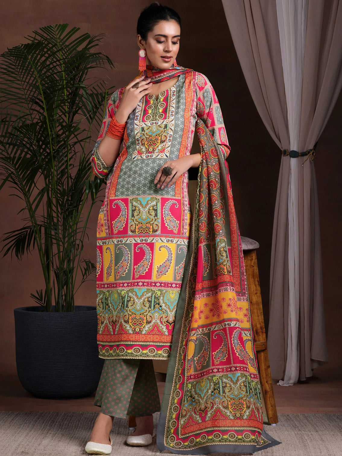 Mameraa Multi Printed Poly Crepe Straight Suit With Dupatta