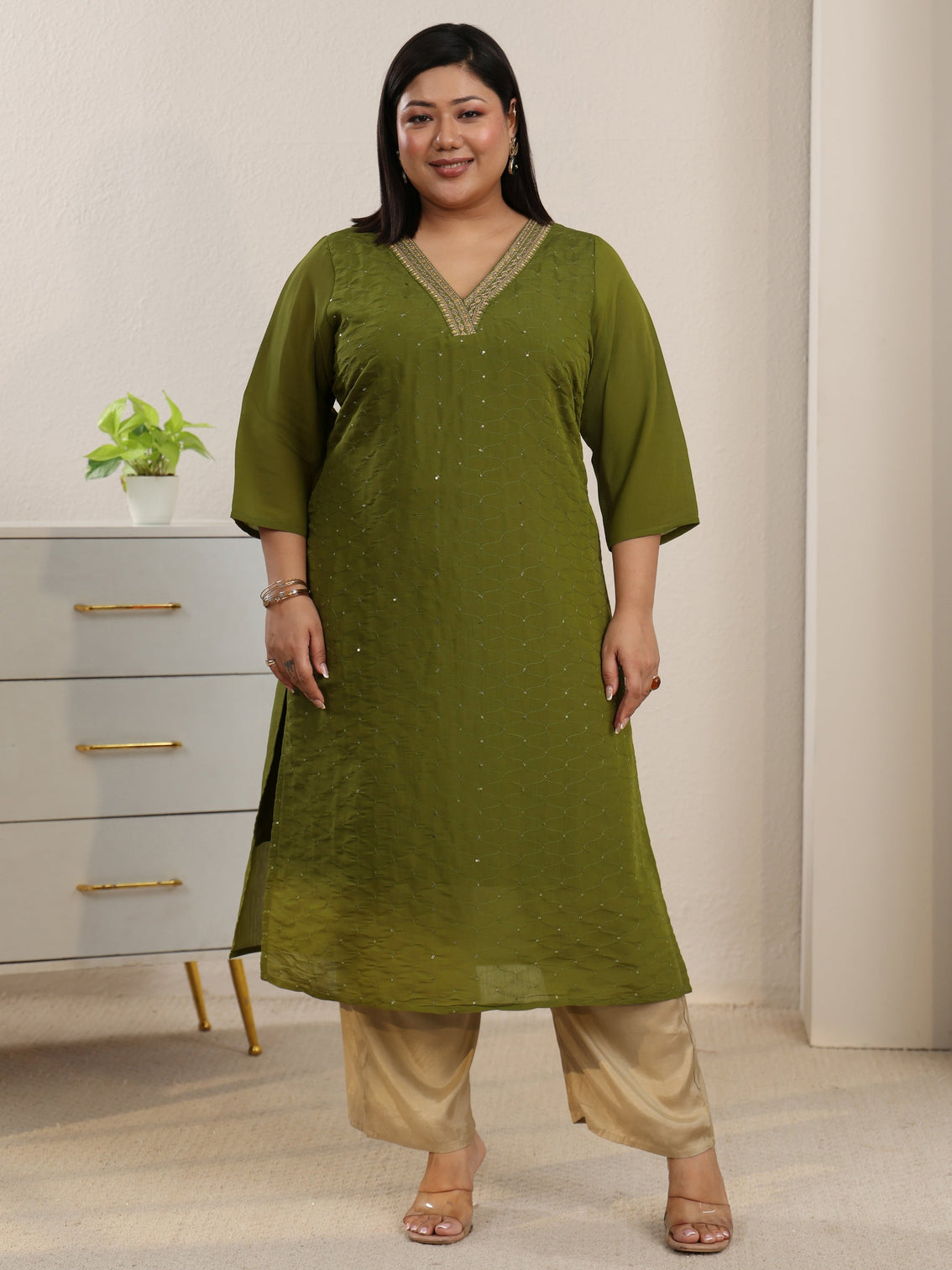 Plus Size Green Embellished Chanderi Cotton Straight Kurta