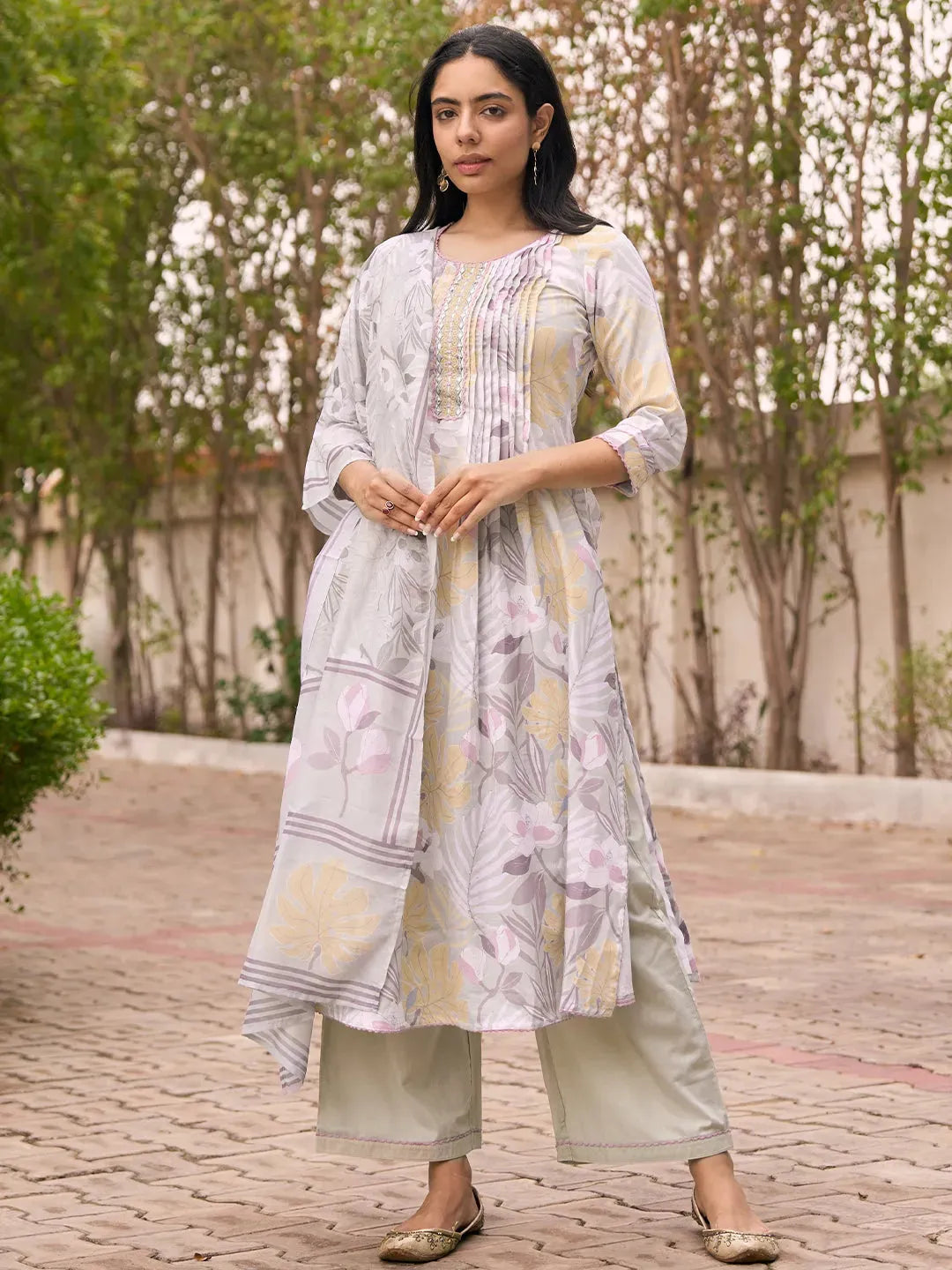 Mameraa Grey Printed Cotton Blend A-Line Kurta With Palazzos & Dupatta