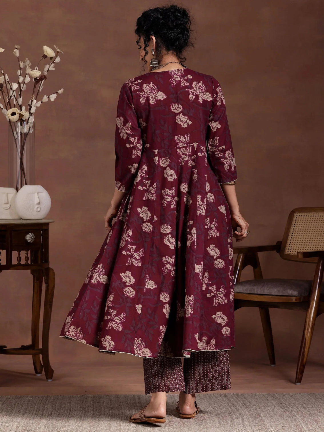 Mameraa Maroon Printed Cotton A-Line Kurta With Trousers