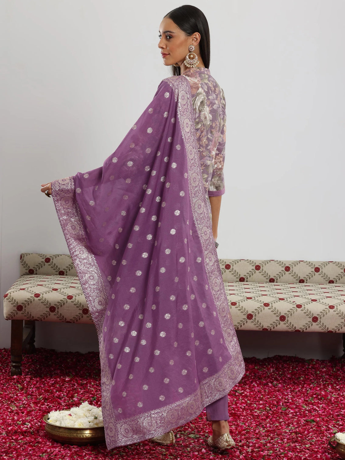 Mameraa Lavender Printed Silk blend Straight Suit With Dupatta