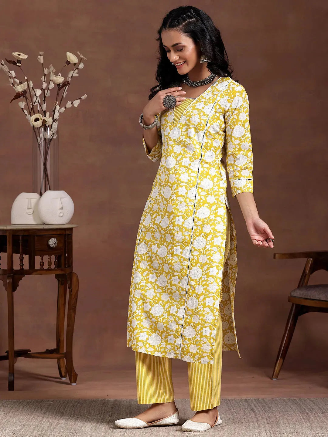 Mameraa Yellow Printed Cotton Straight Kurta Set