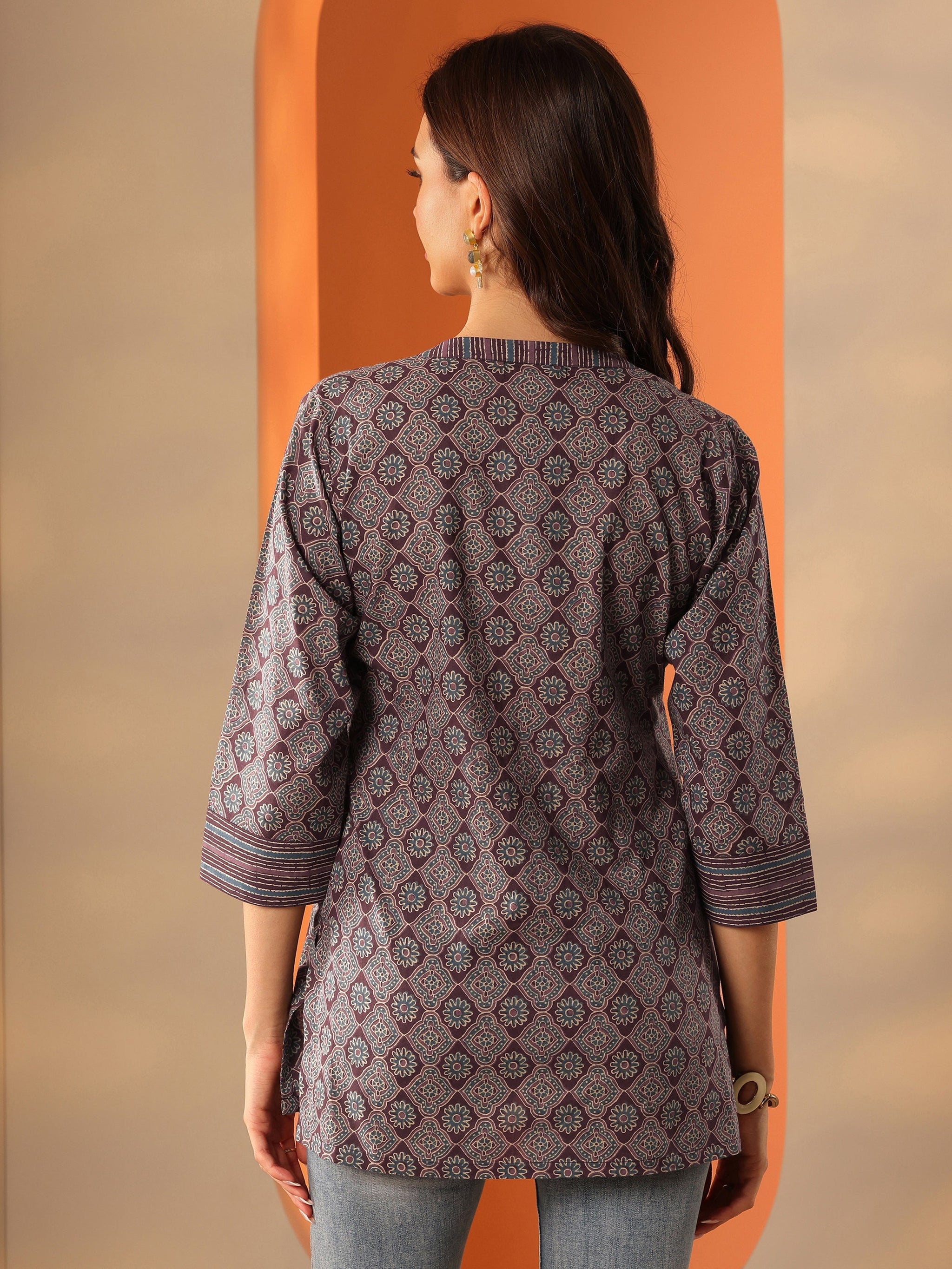 Libas Burgundy Printed Cotton Straight Shorti Kurti