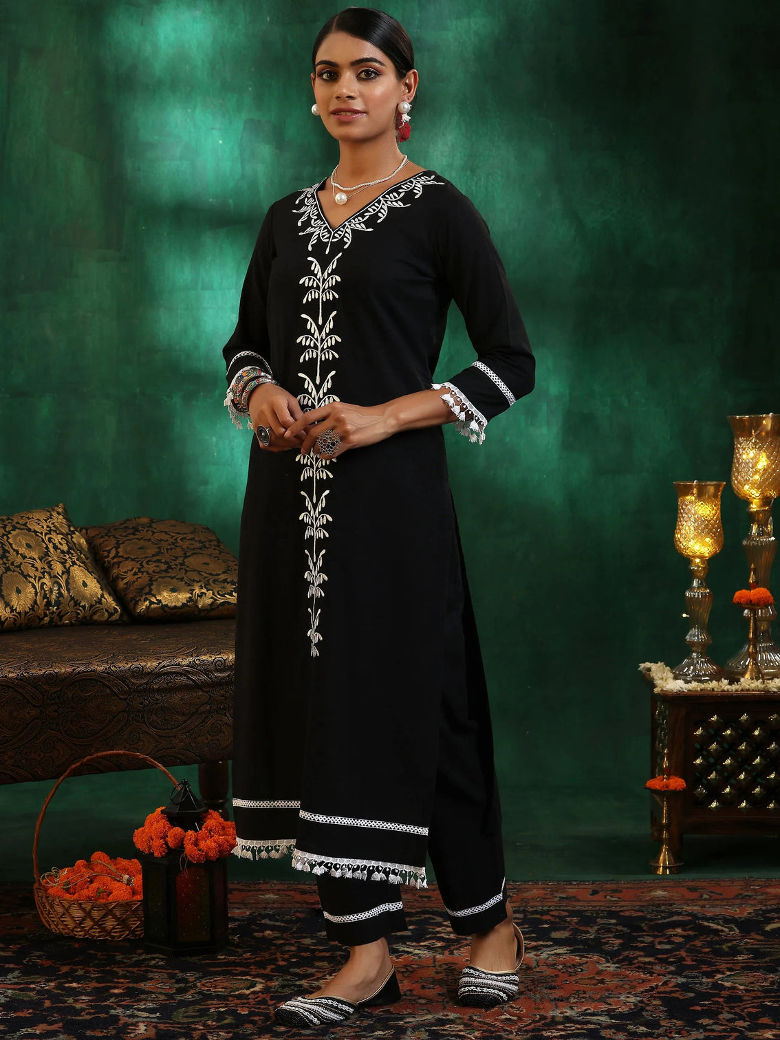Mameraa Black Embroidered Straight Suit With Dupatta
