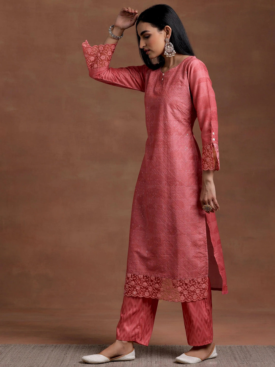 Mameraa Peach Embroidered Silk Blend Straight Suit With Dupatta
