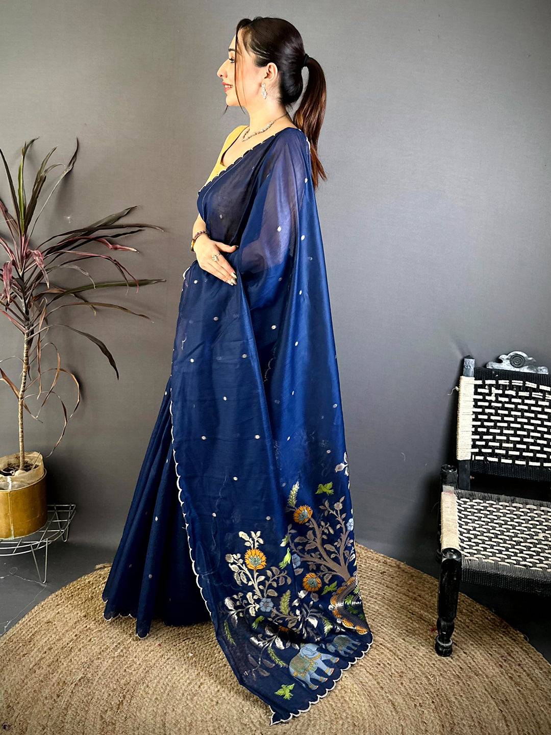 Classic Ethnic Mul Cotton Embroidery Saree